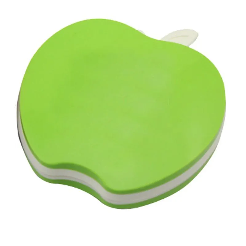 4-Piece Manicure Set In Apple-Shaped Case