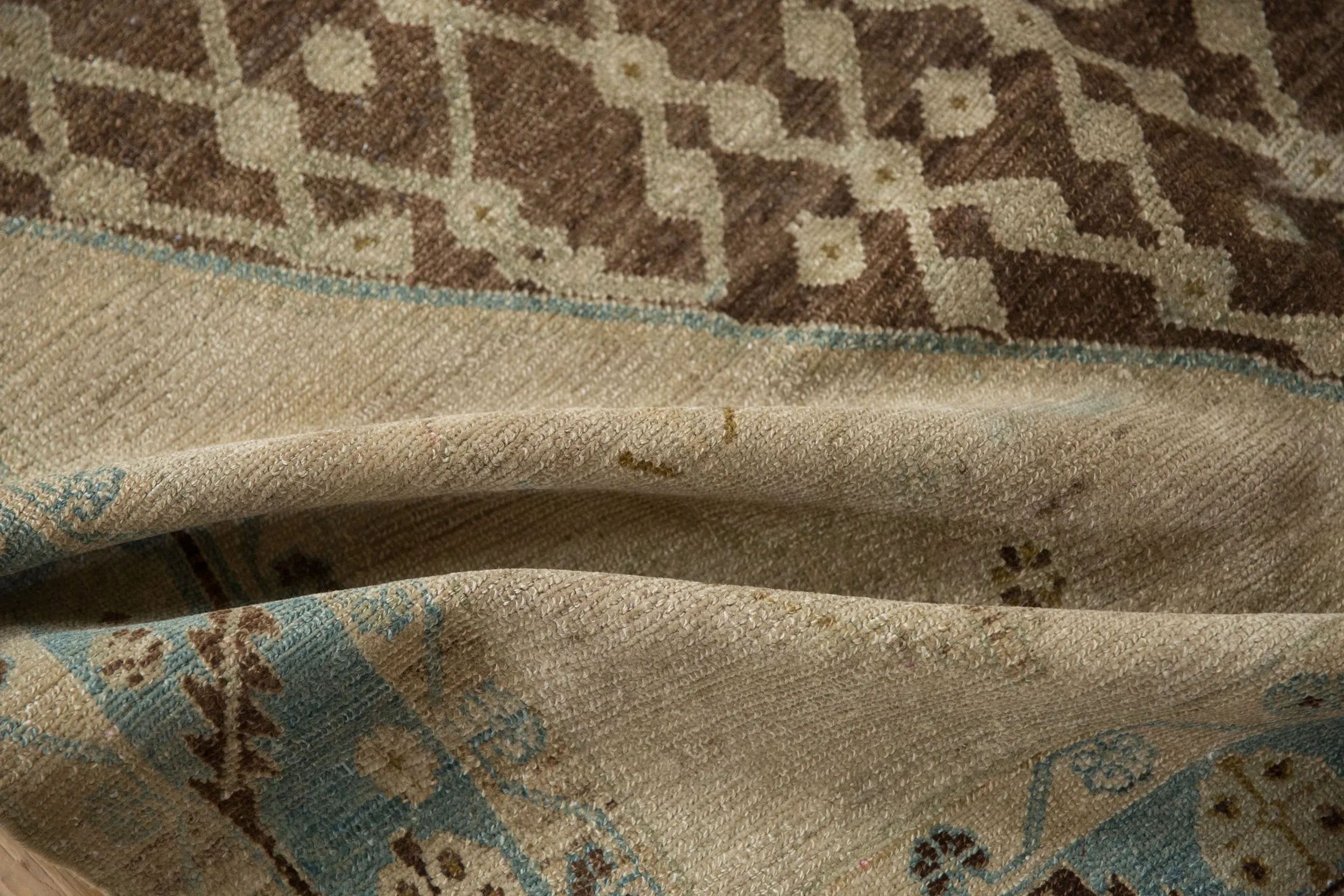 5x7.5 Antique Distressed Hamadan Rug
