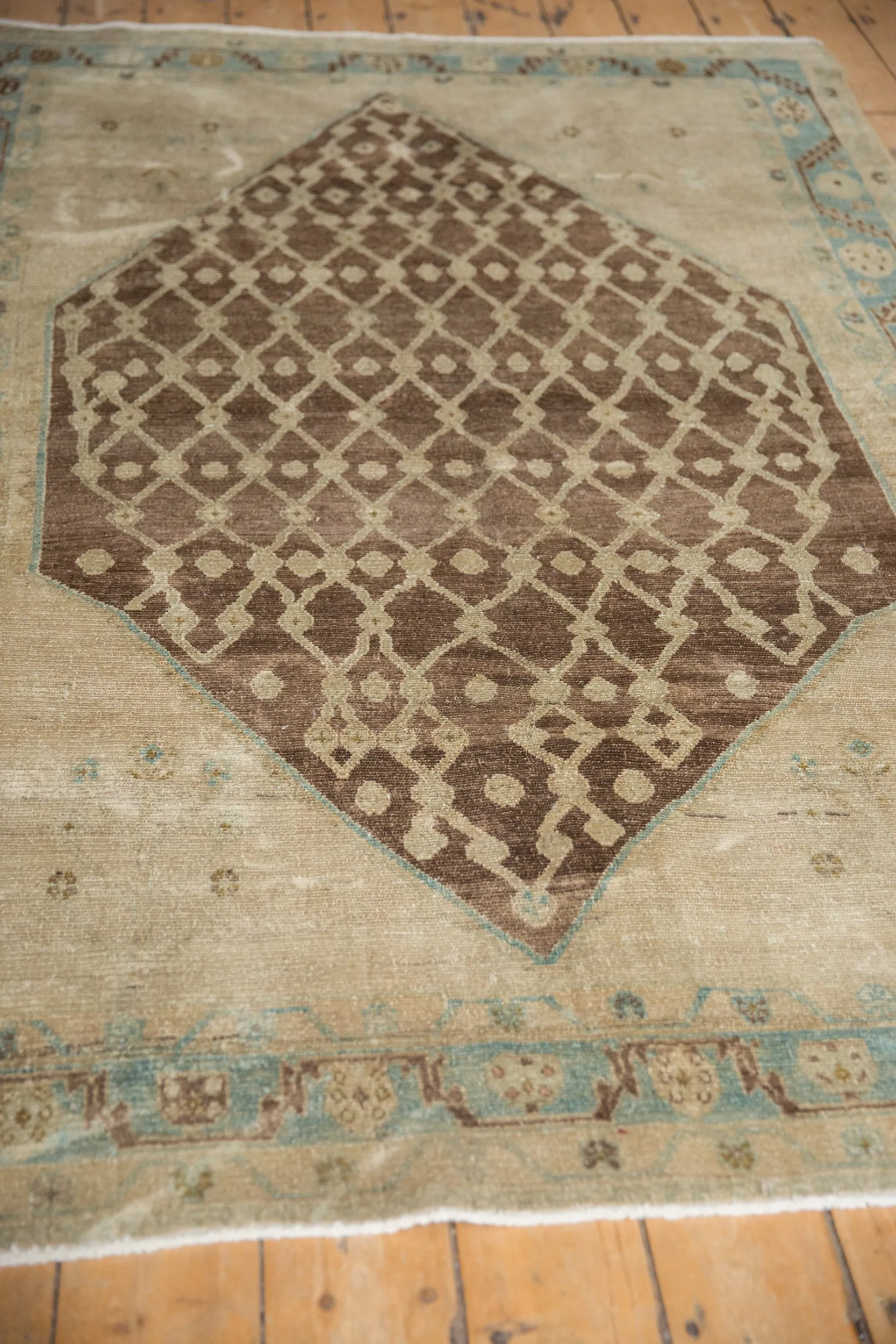 5x7.5 Antique Distressed Hamadan Rug