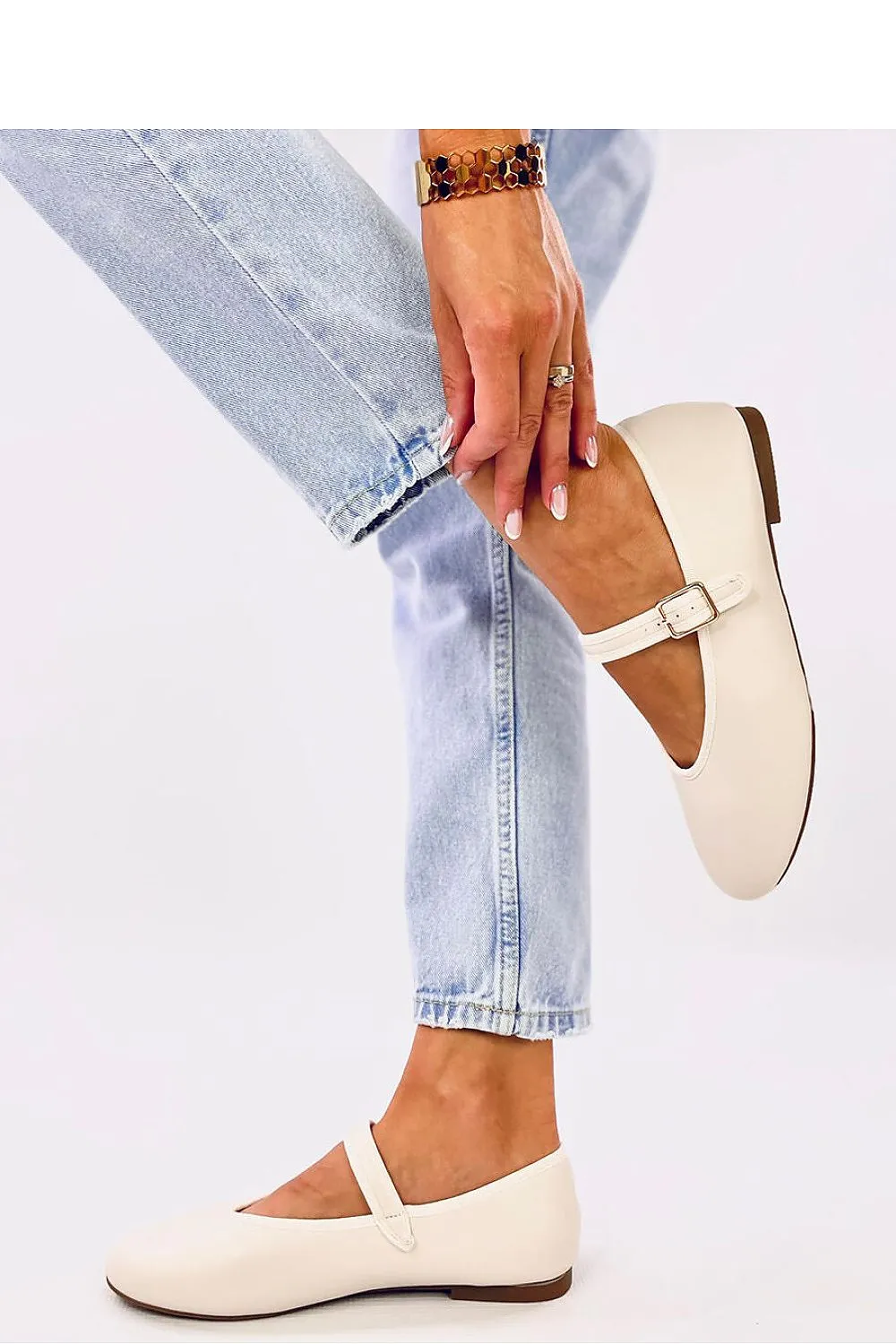 Ballet flats