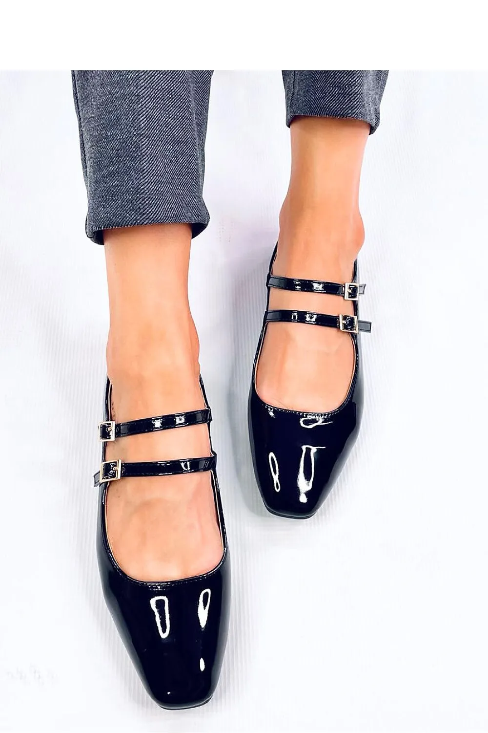 Ballet flats