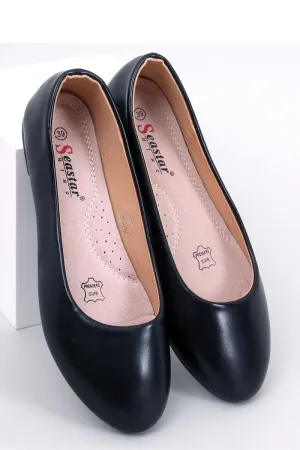 Ballet flats