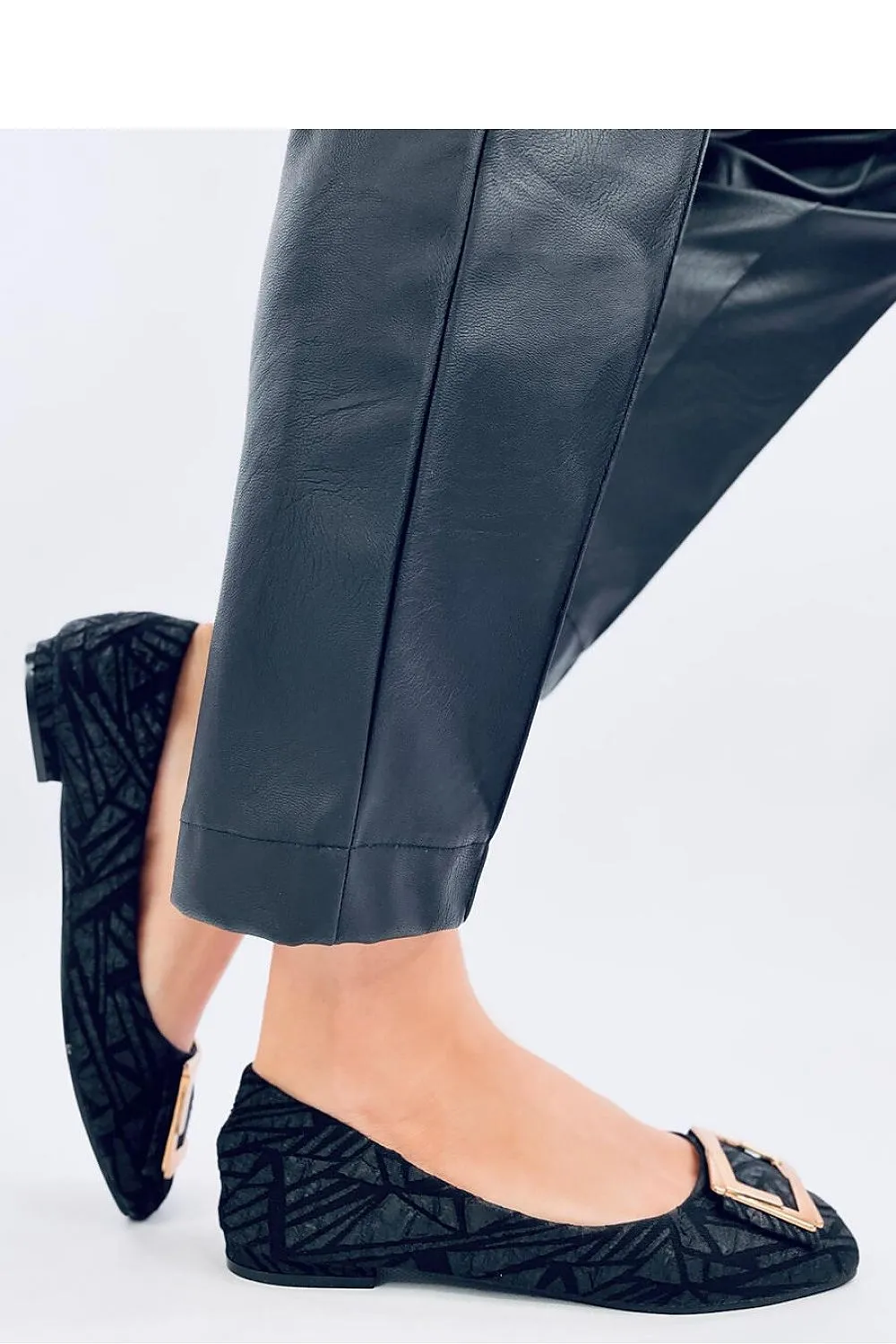 Ballet flats
