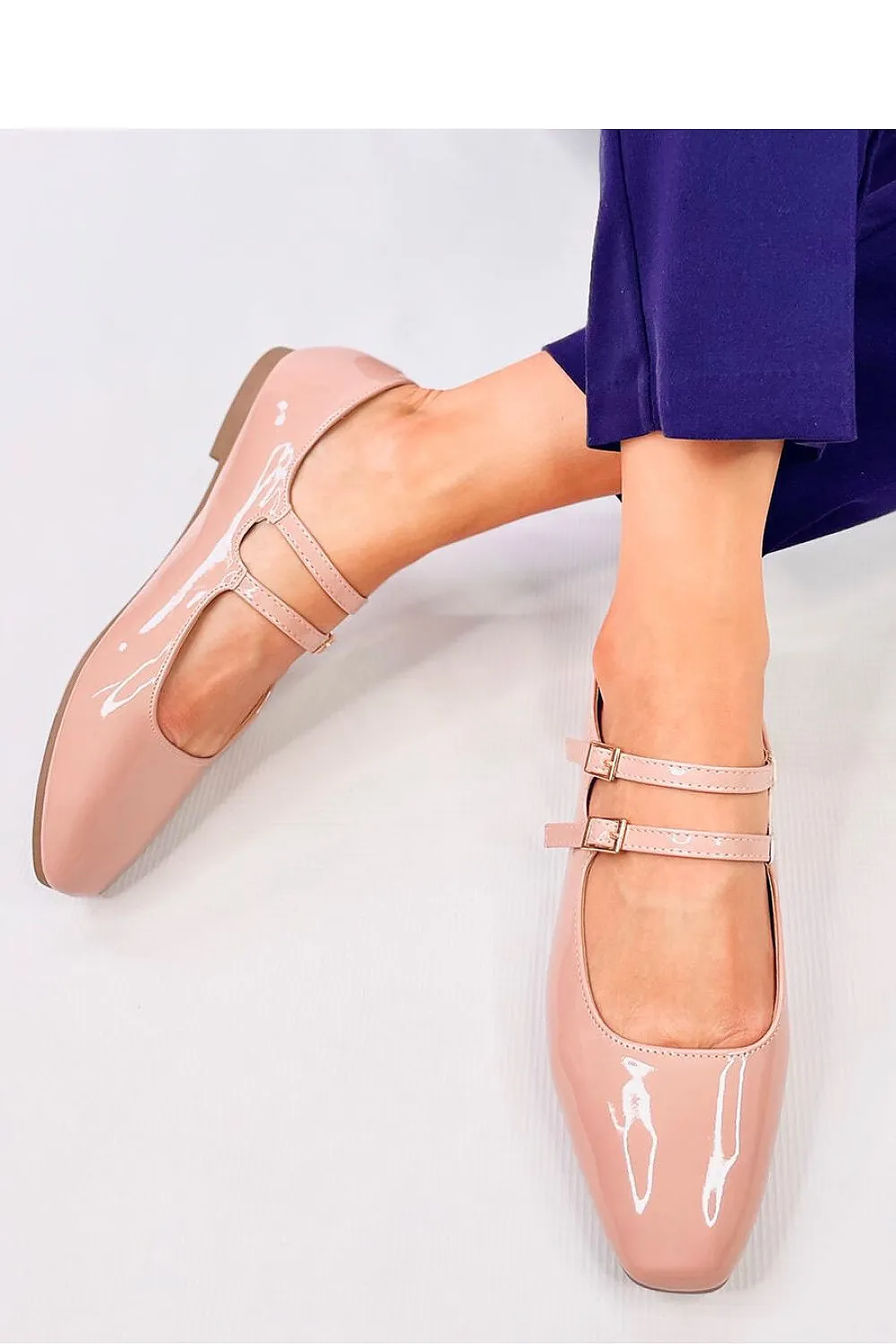 Ballet flats