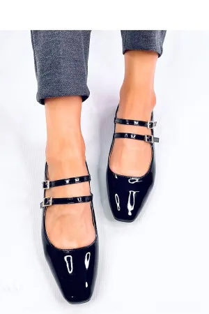 Ballet flats