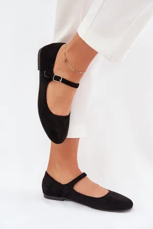 Ballet flats