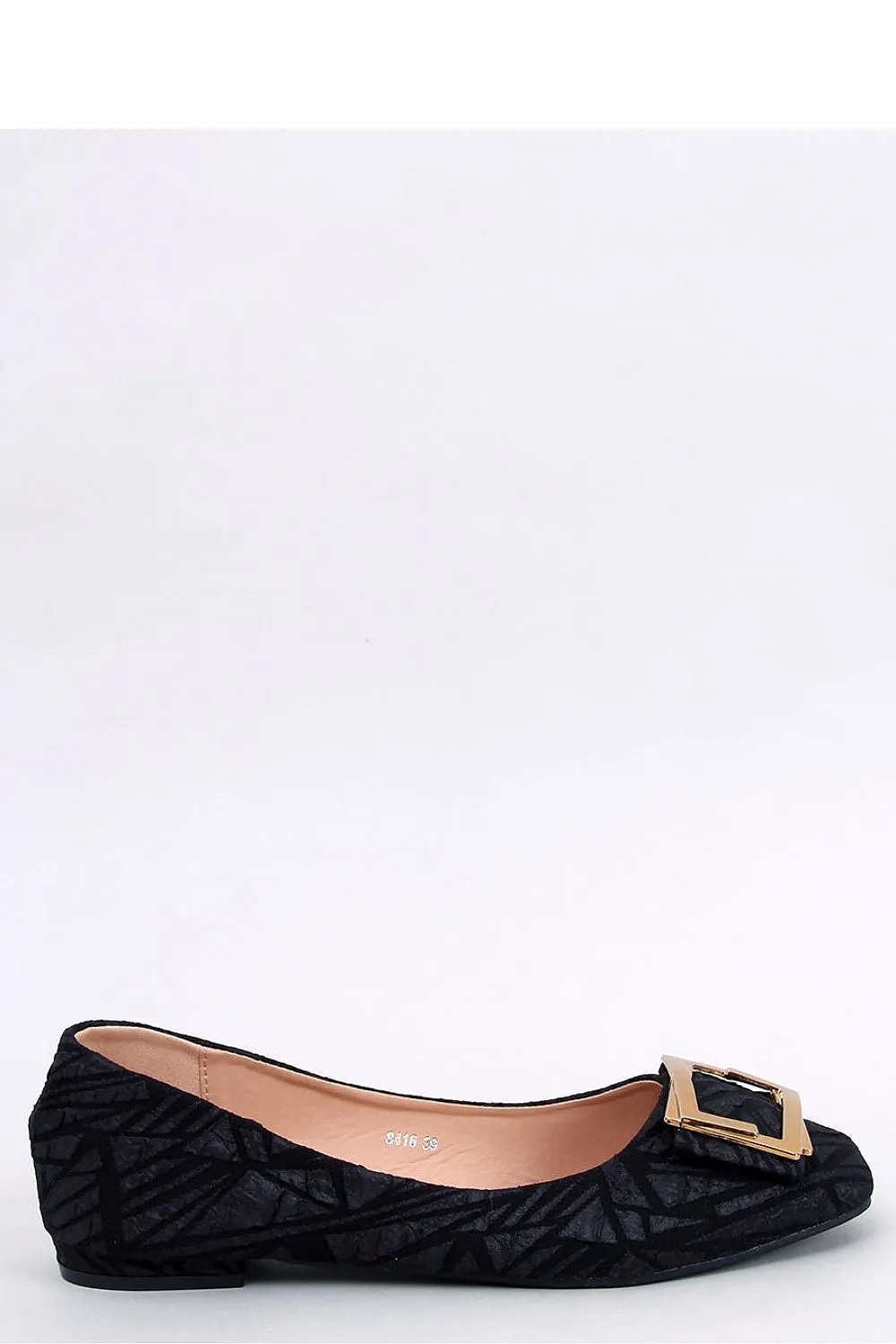 Ballet flats