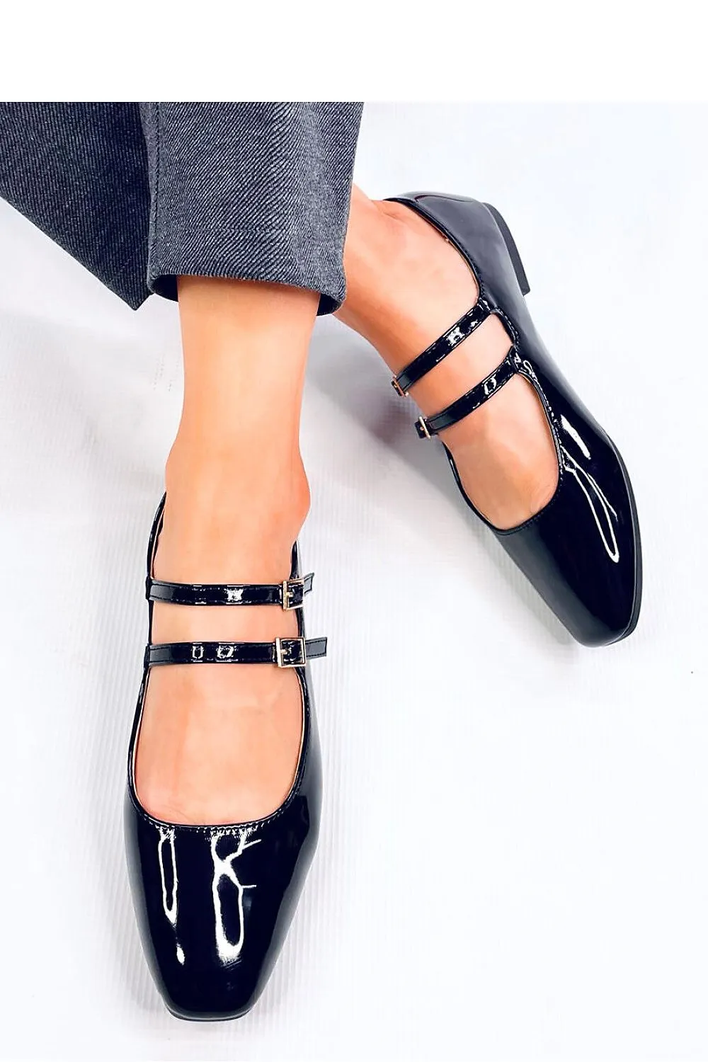 Ballet flats