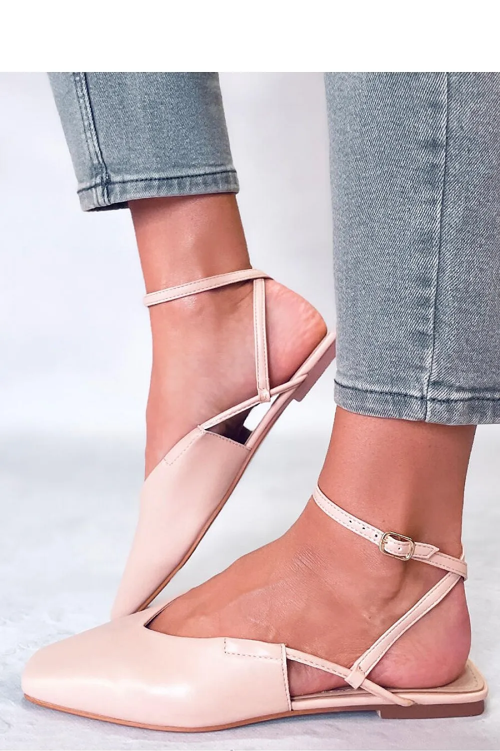 Ballet flats