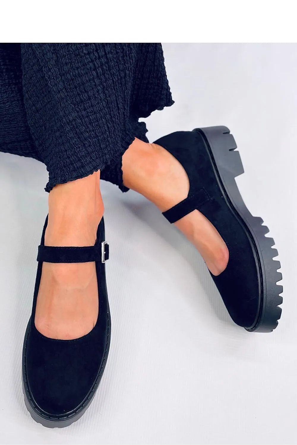 Ballet flats
