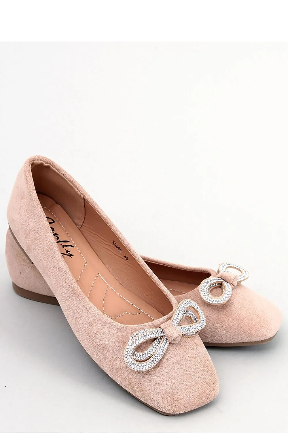 Ballet flats