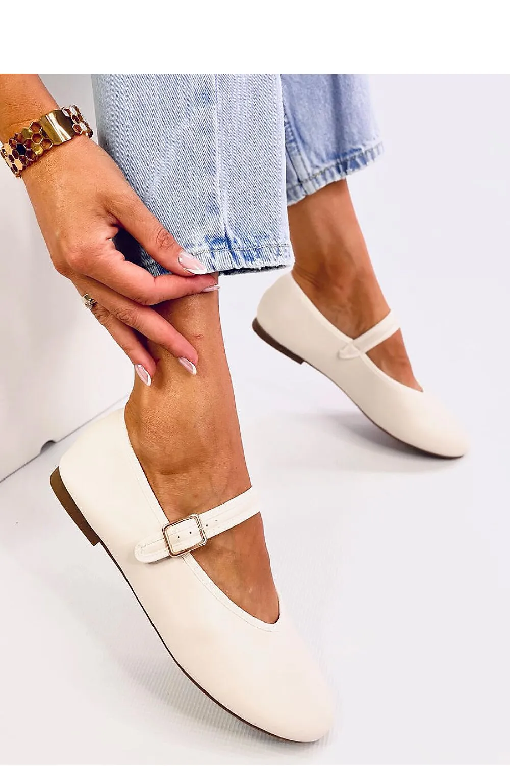 Ballet flats