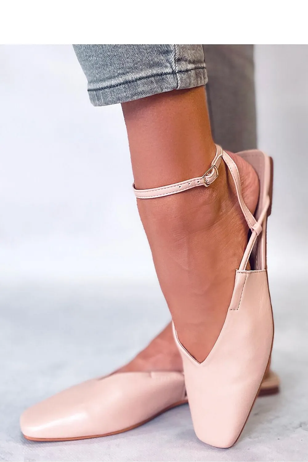 Ballet flats