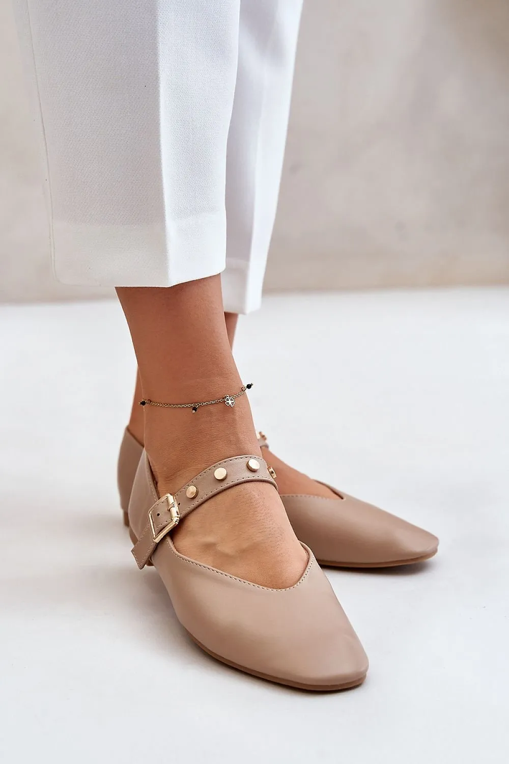 Ballet flats