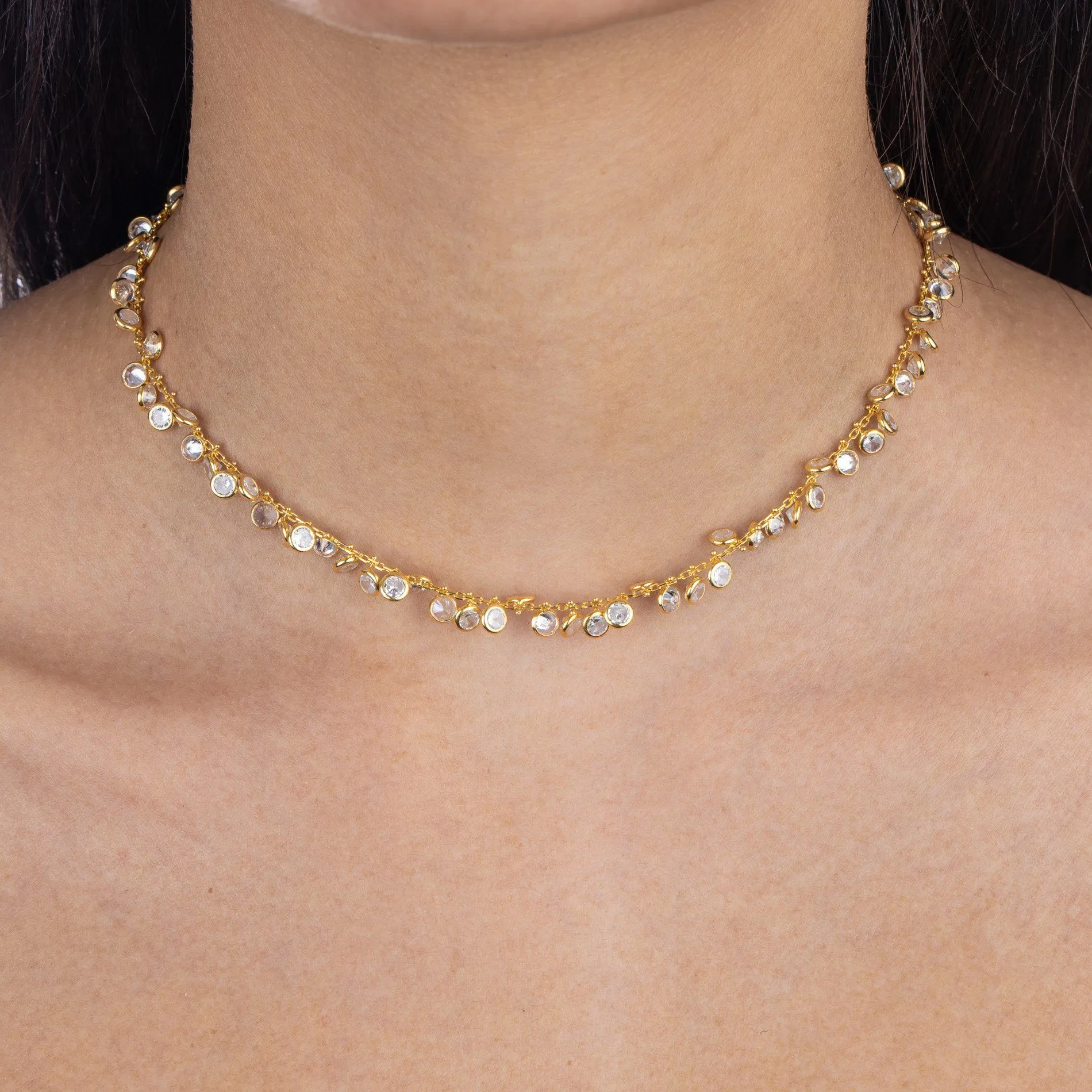 Bezel Dangling Choker