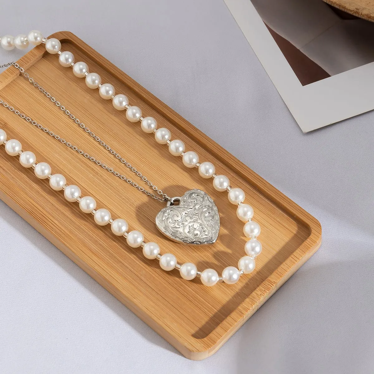 Chic Layered Floral Heart Pendant Pearl Chain Necklace Set