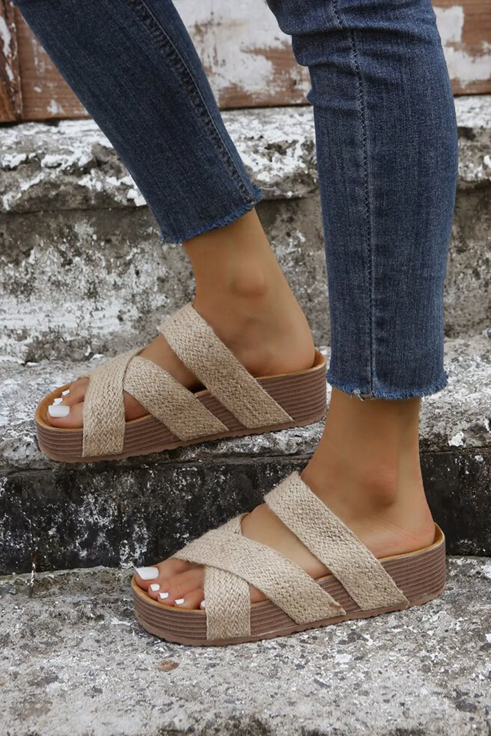 Criss Cross Strap Platform Sandal