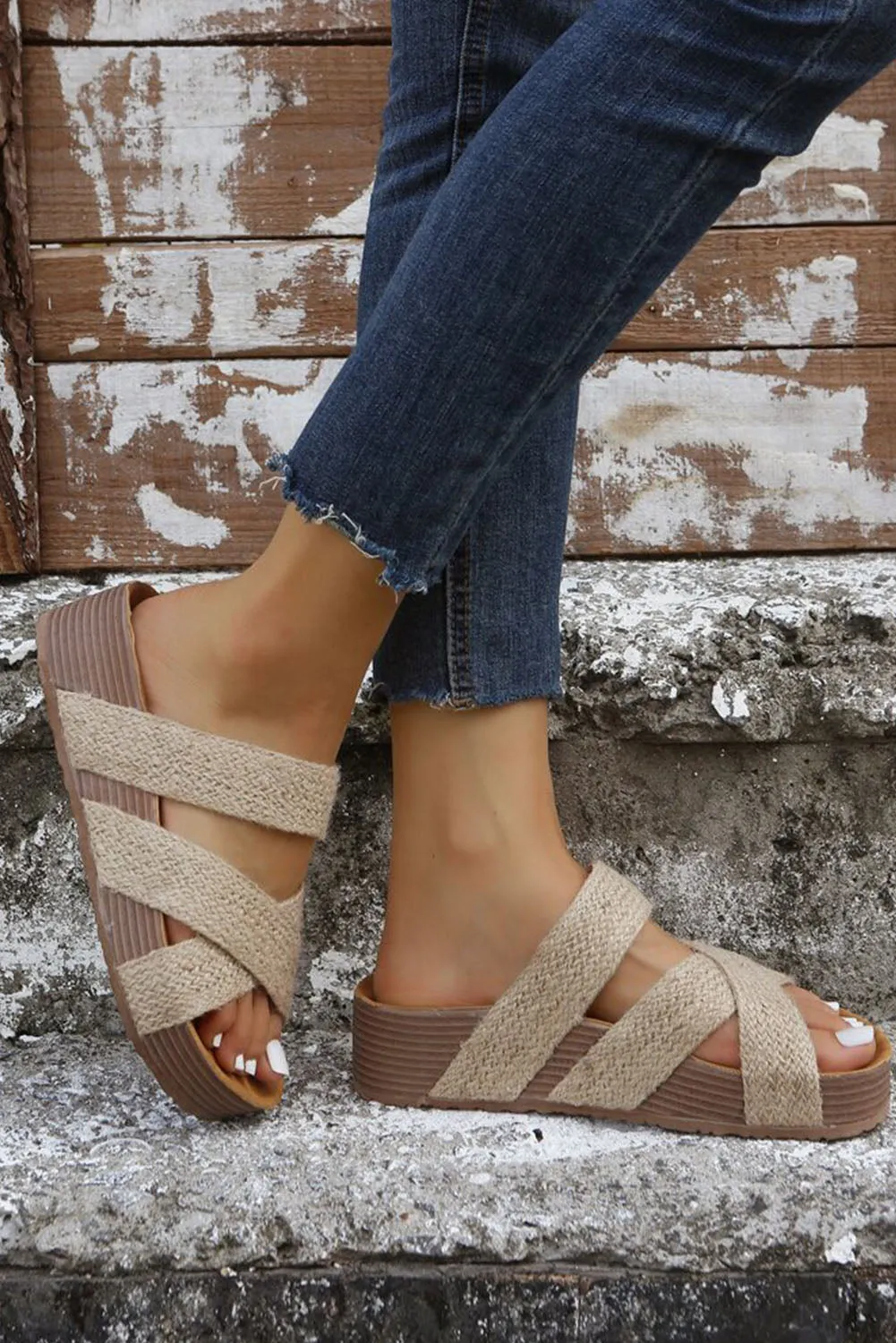 Criss Cross Strap Platform Sandal