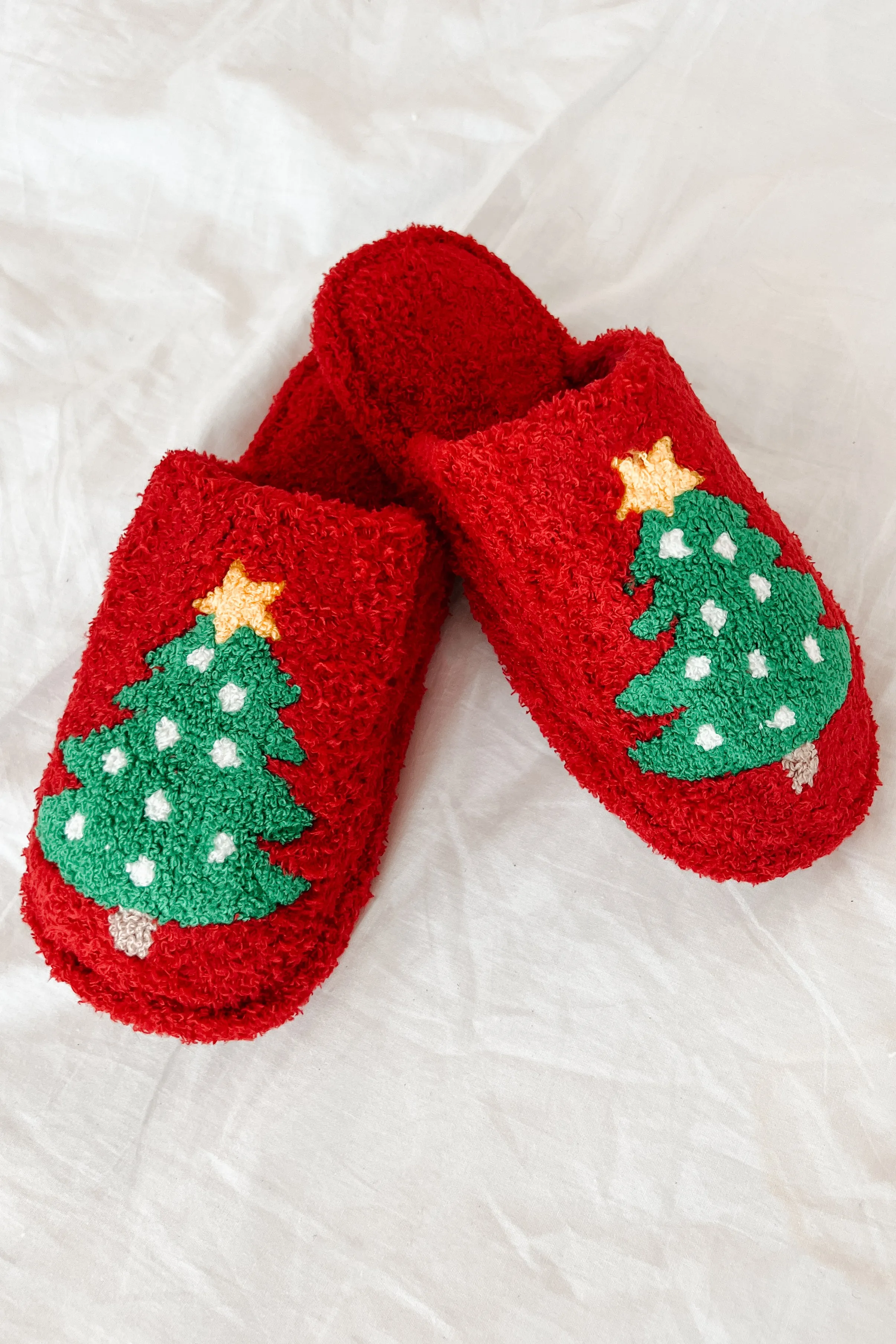 Doing Just Pine Fuzzy Christmas Tree Slippers (Red)