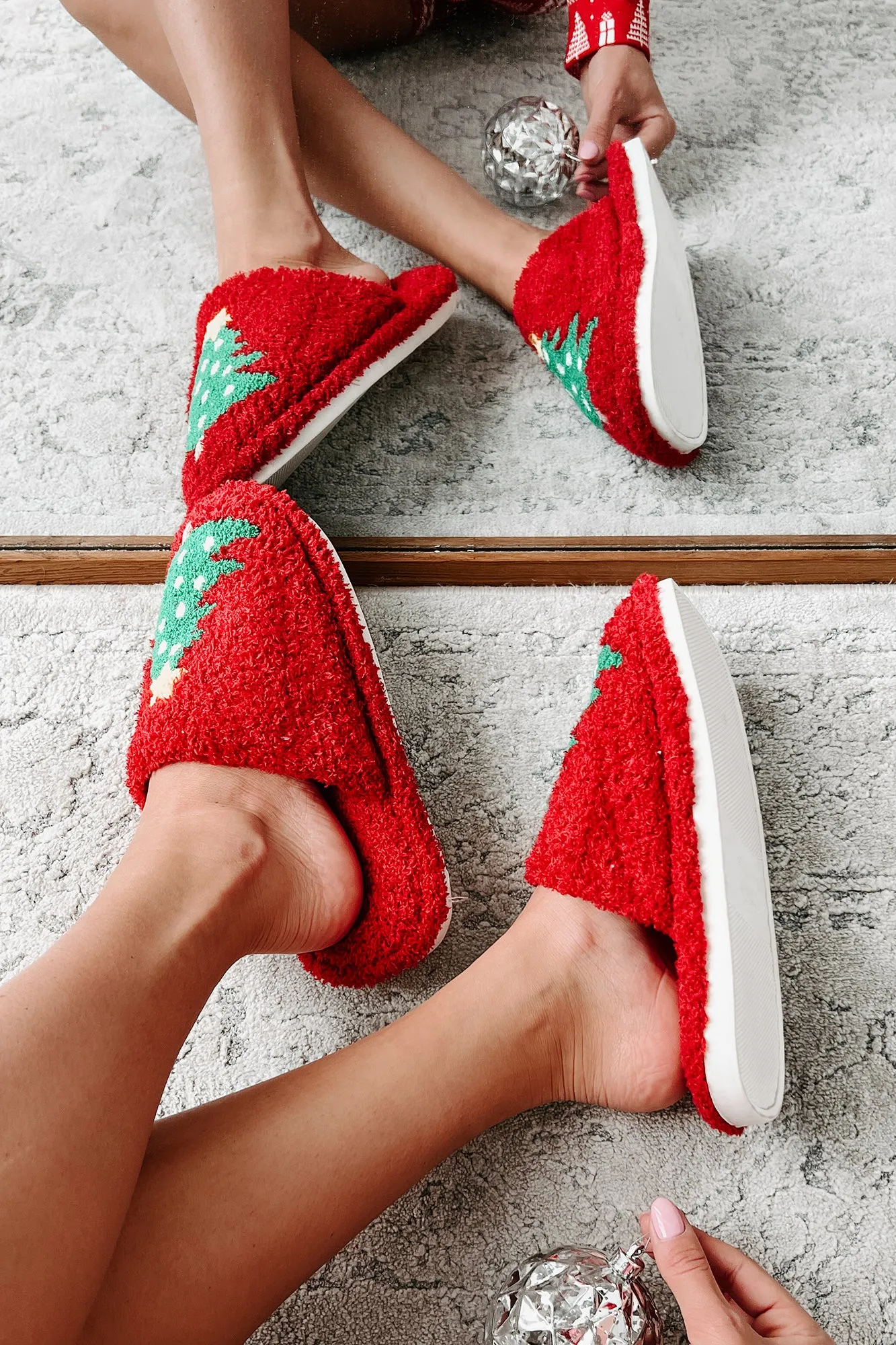 Doing Just Pine Fuzzy Christmas Tree Slippers (Red)