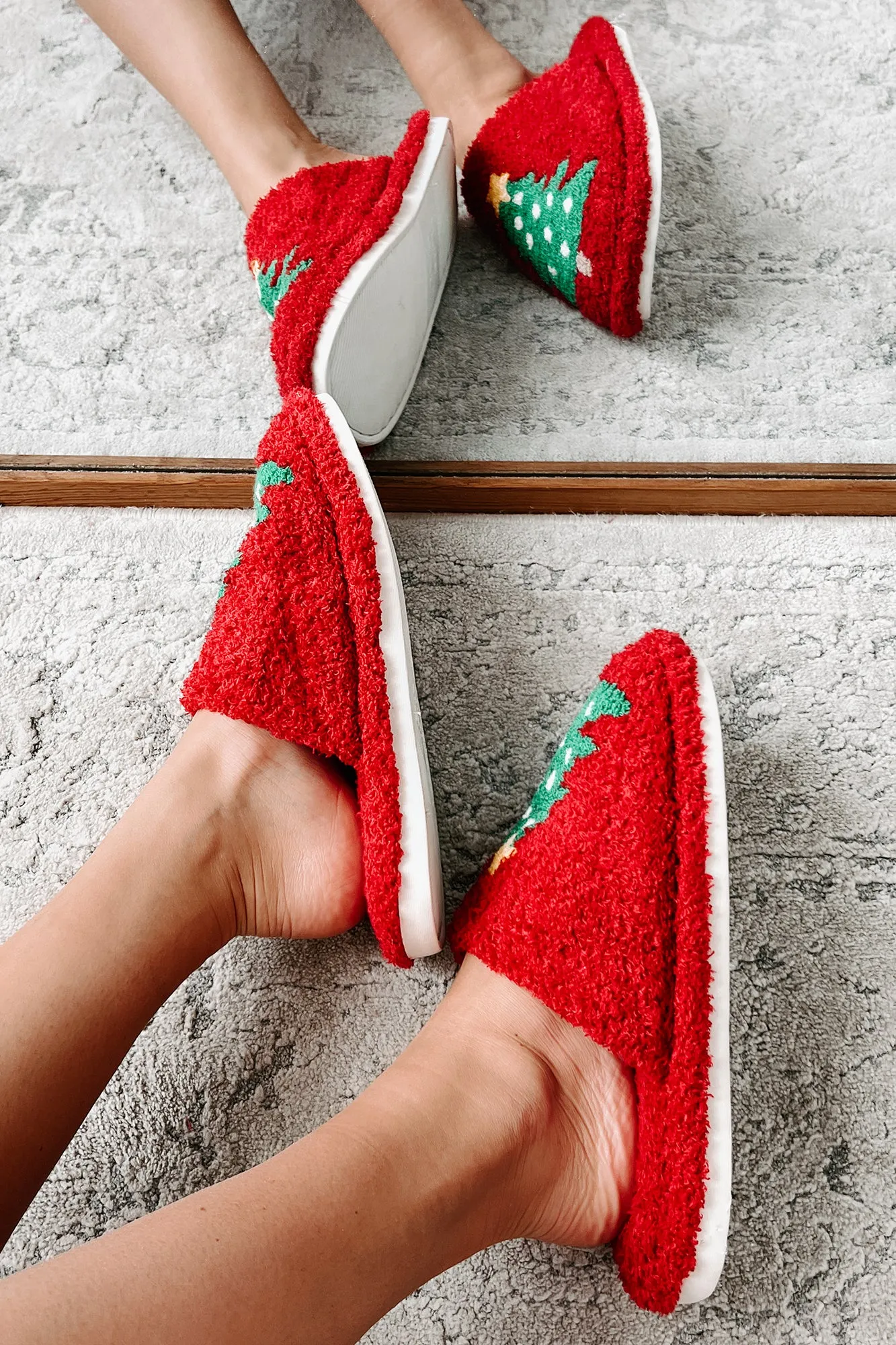 Doing Just Pine Fuzzy Christmas Tree Slippers (Red)