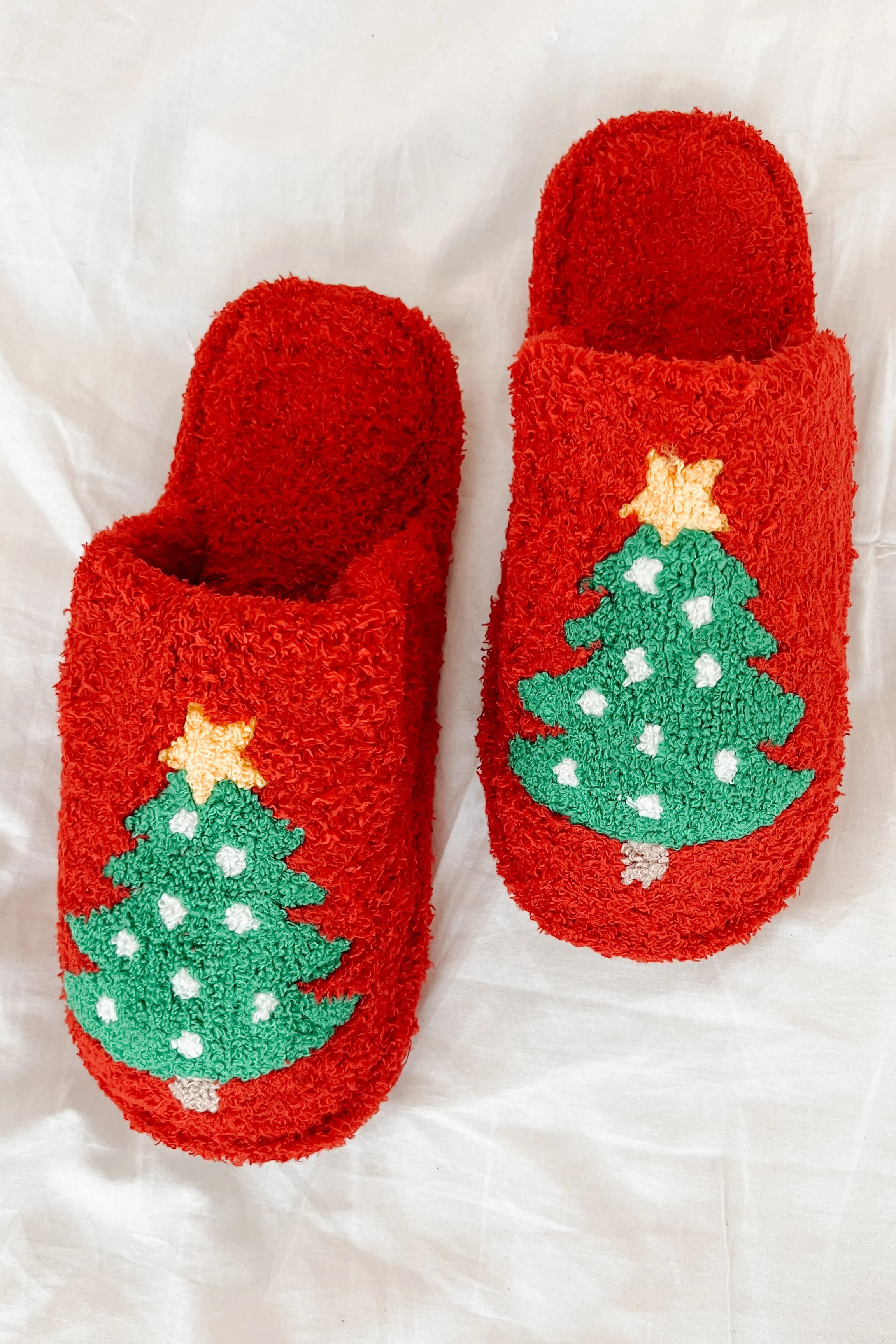 Doing Just Pine Fuzzy Christmas Tree Slippers (Red)