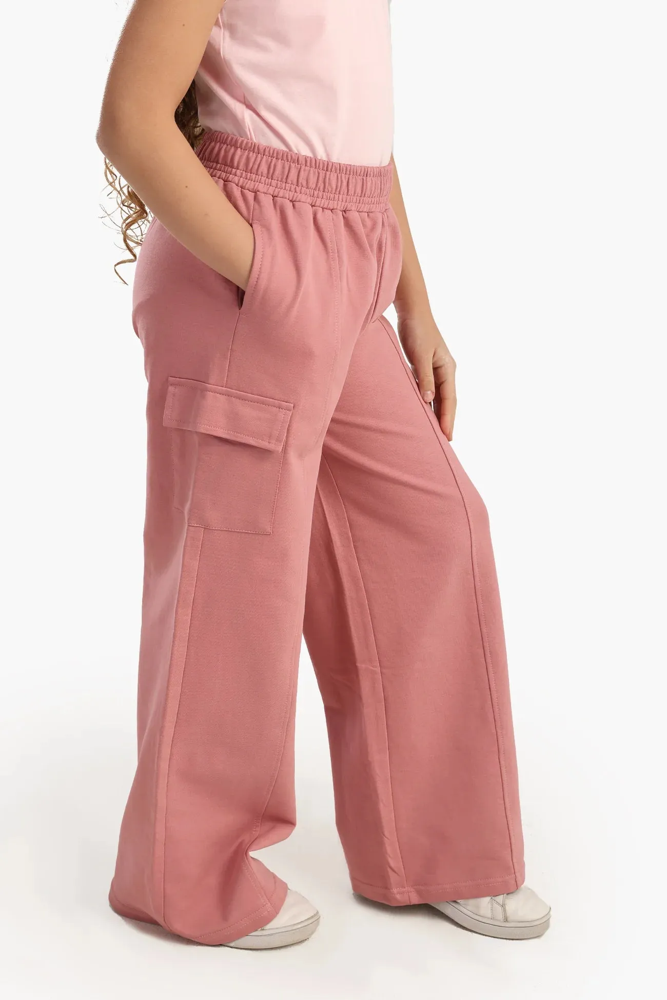 Girly Wide-Leg Cargo Pants