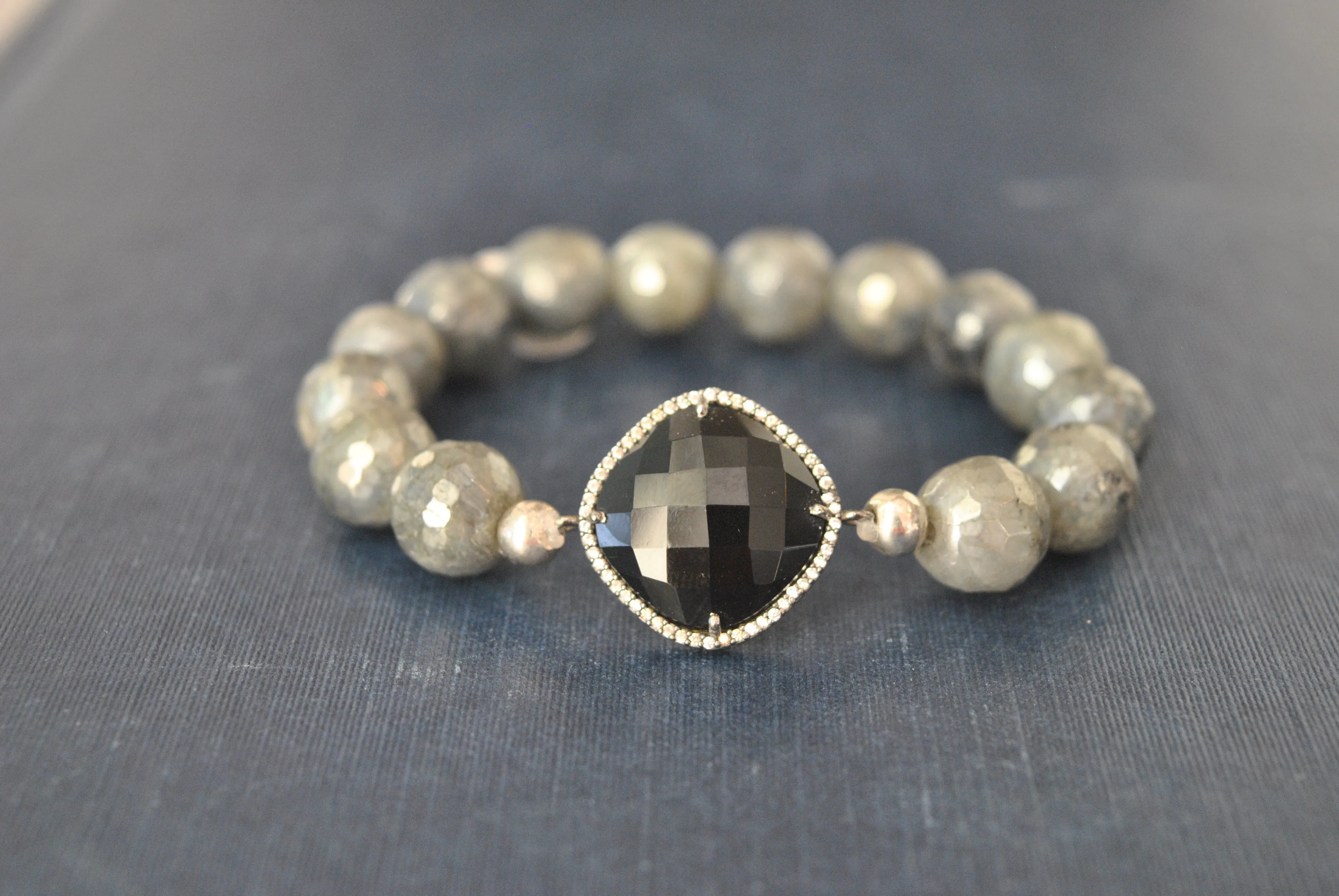 GREY MOONSTONES BLACK ONYX AND RHINESTONES STRETCHY BRACELETS