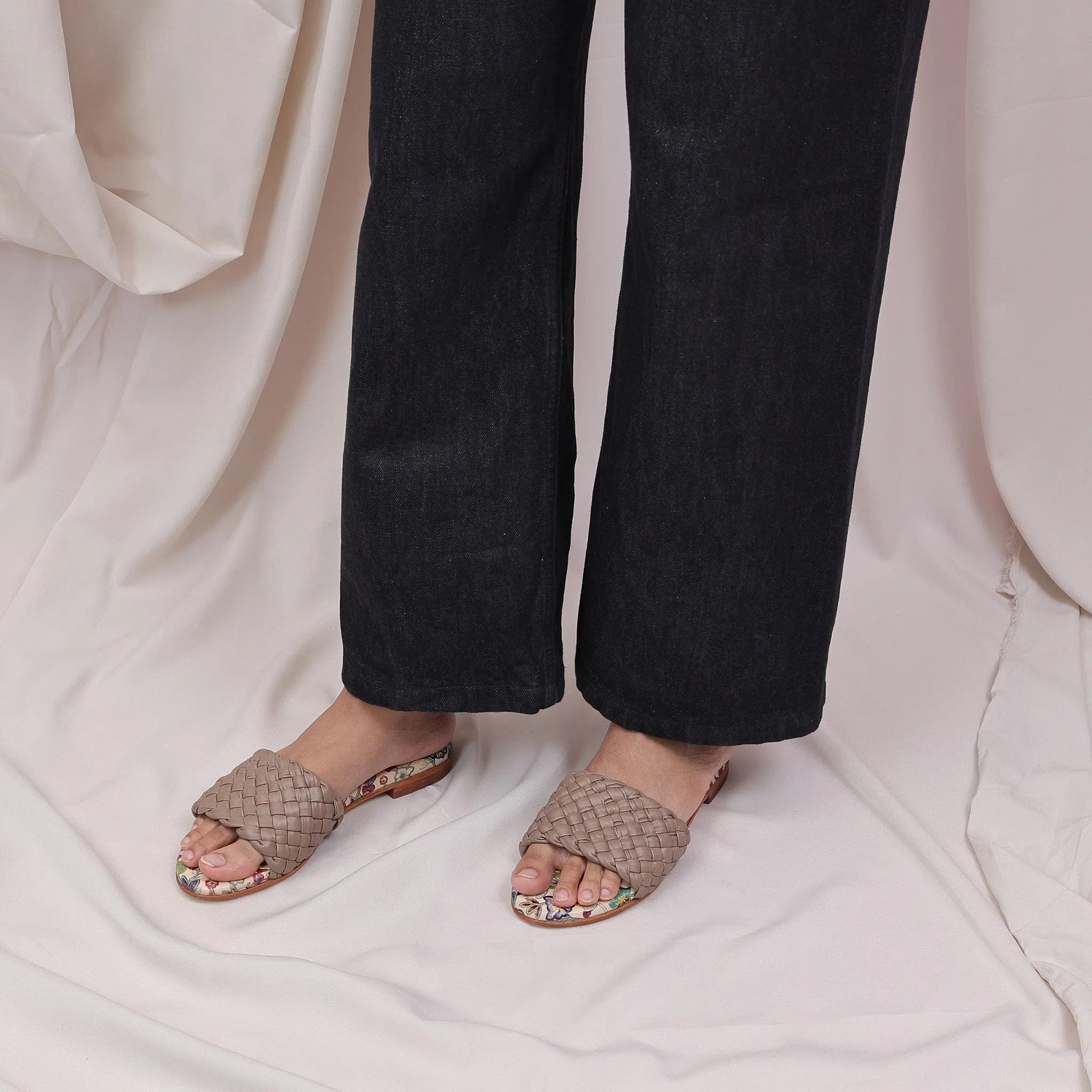 HANNA 78 TUBULAR SANDAL - TAUPE