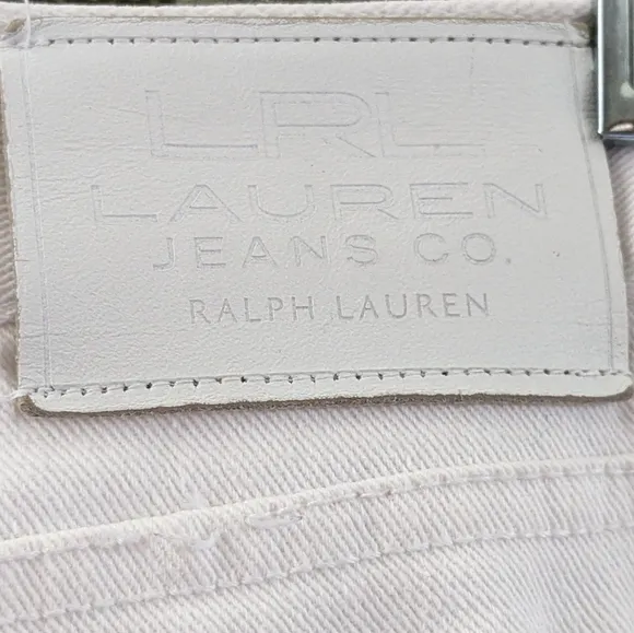 Lauren Jeans Co White Capri length stretchy jeans,size 4