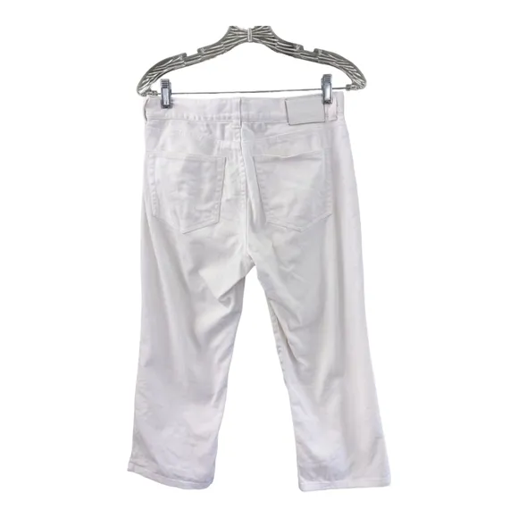 Lauren Jeans Co White Capri length stretchy jeans,size 4