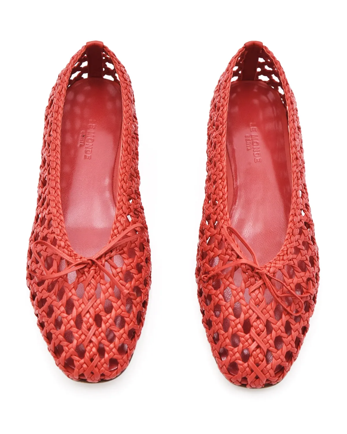 Le Monde Beryl Regency Flat in Red