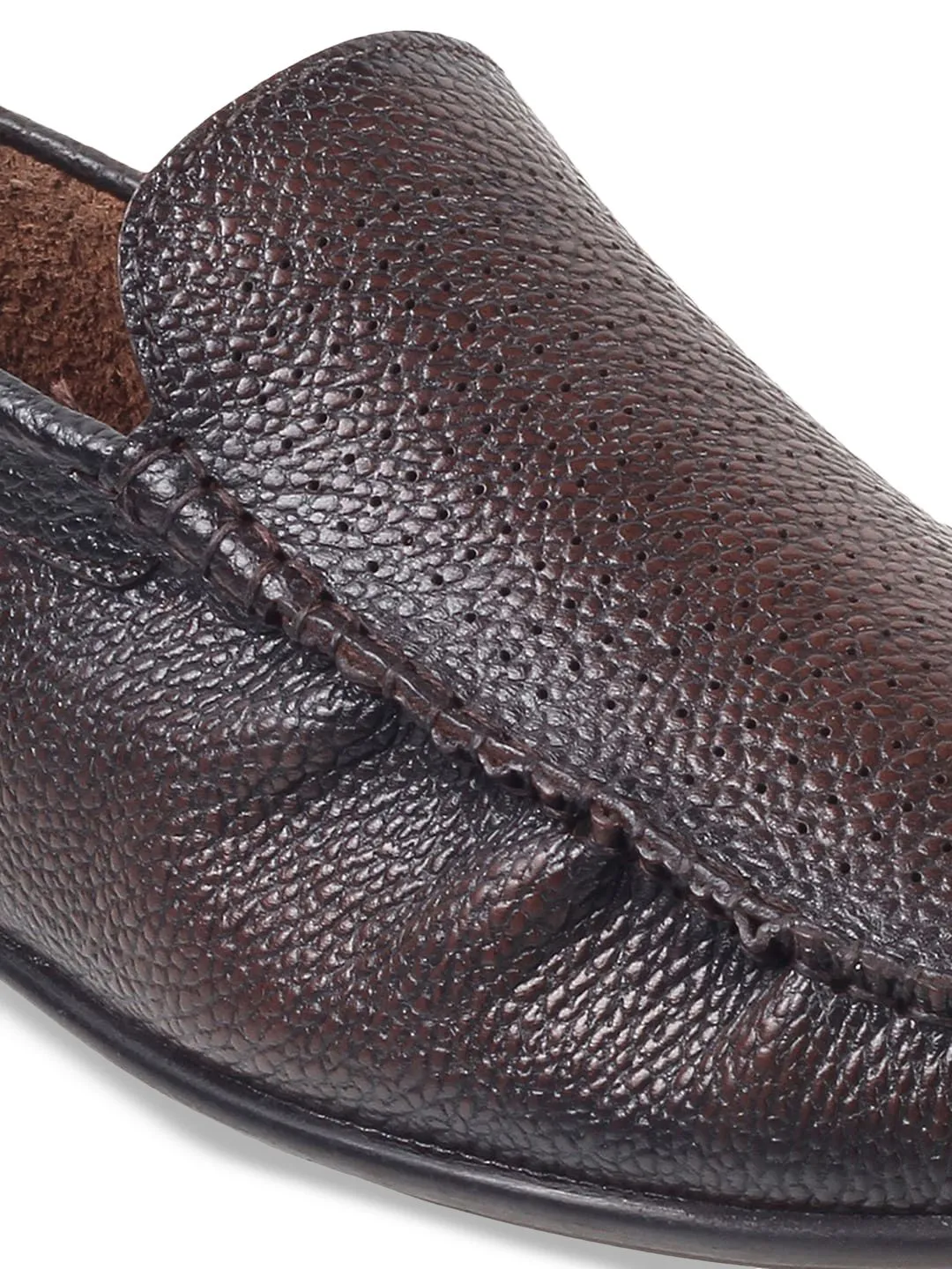 Metro Men Textured Leather Loafers