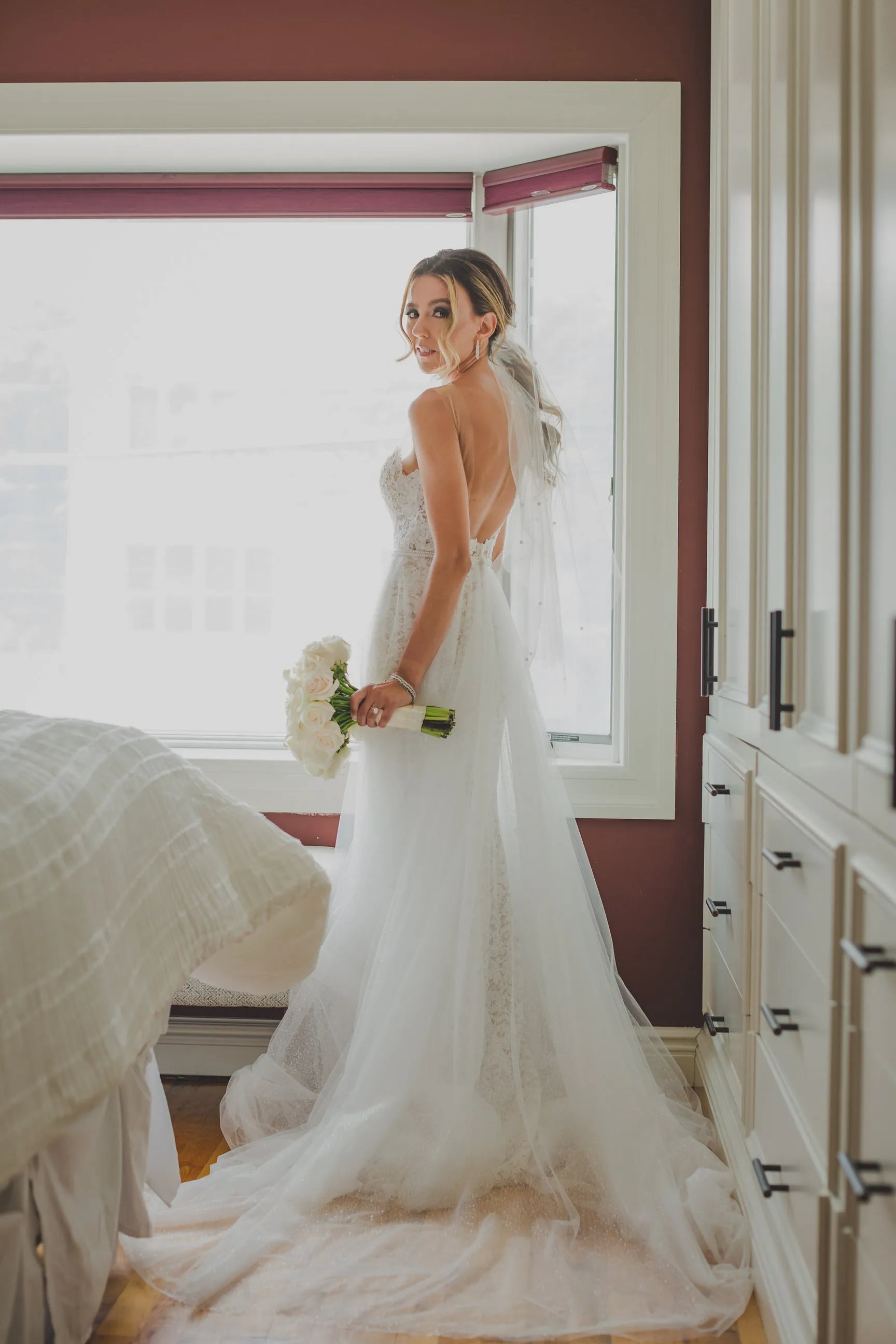 Ponytail Wedding Veil Hair Tie with Scattered Pearls