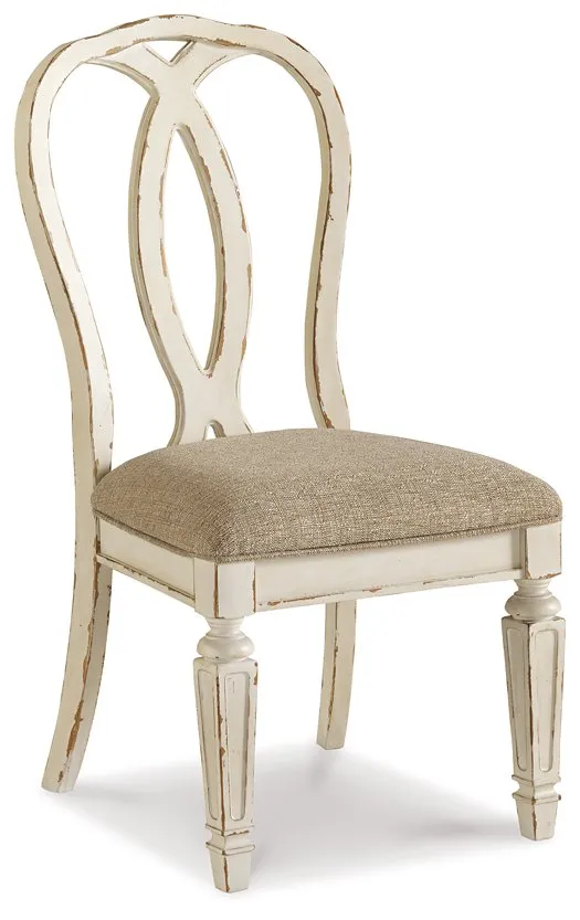 Realyn 8-Piece Dining Package