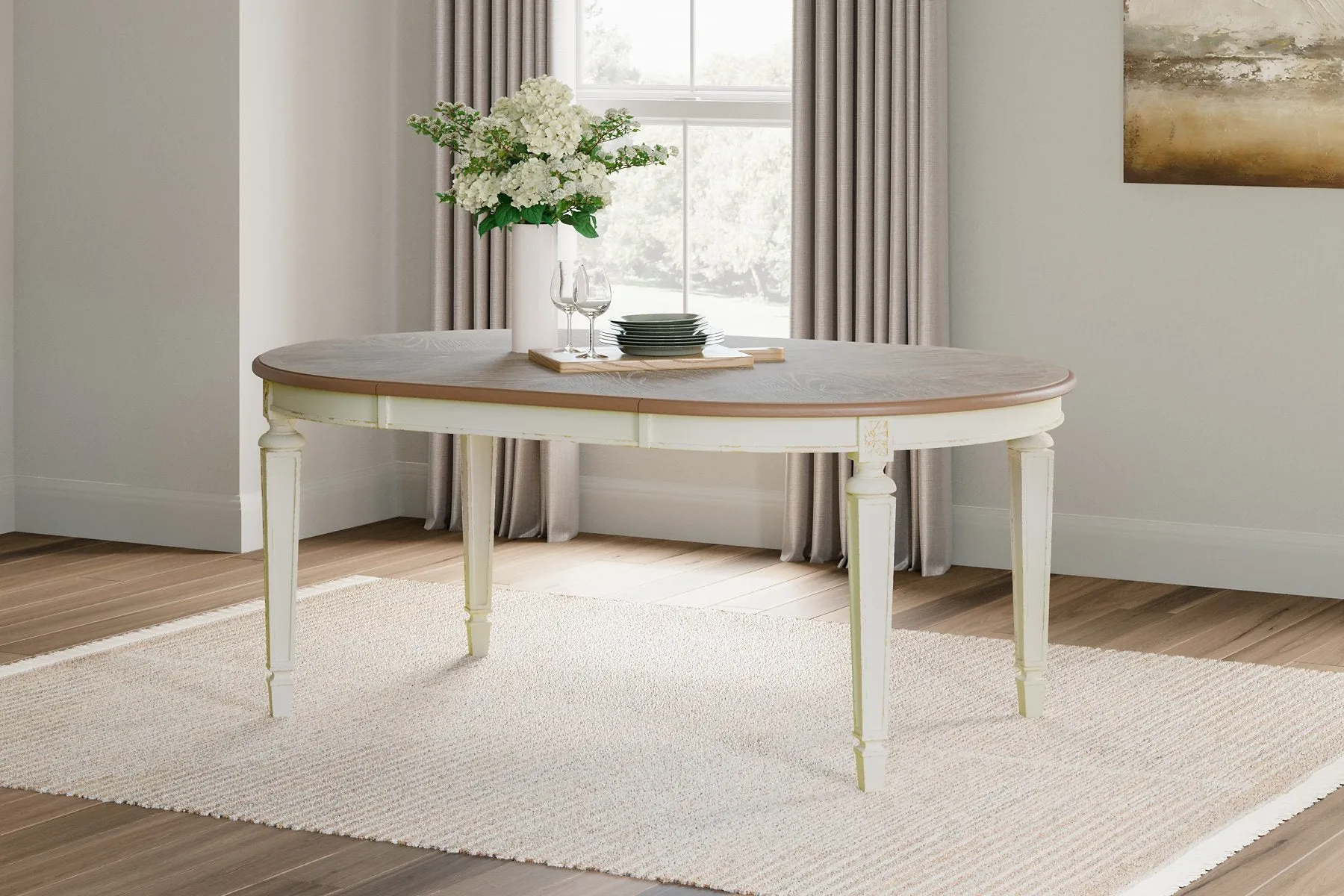 Realyn 8-Piece Dining Package