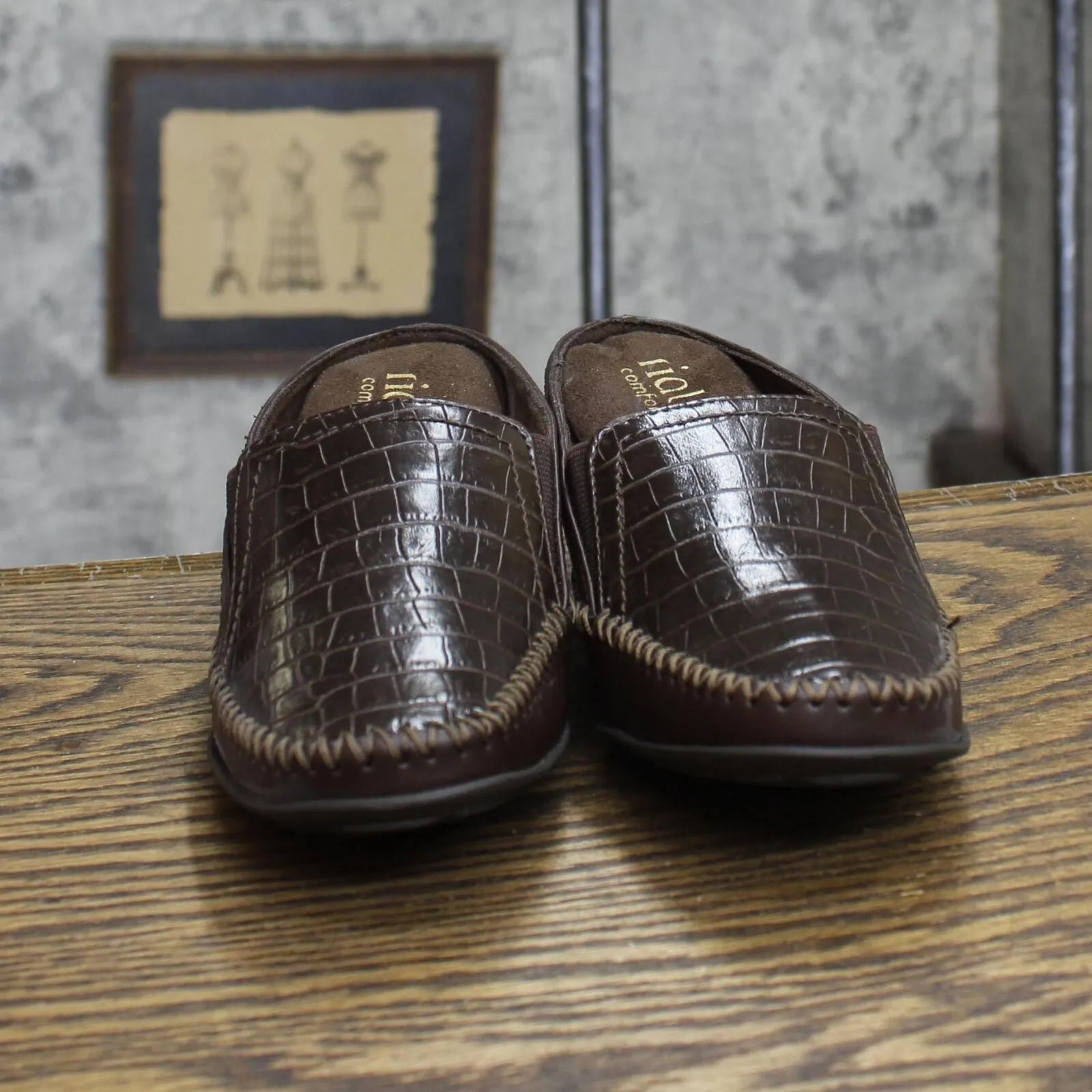 Rialto Womens Vintage Slip On Block Heel Loafer 1673eb695a6c0c Brown 6M
