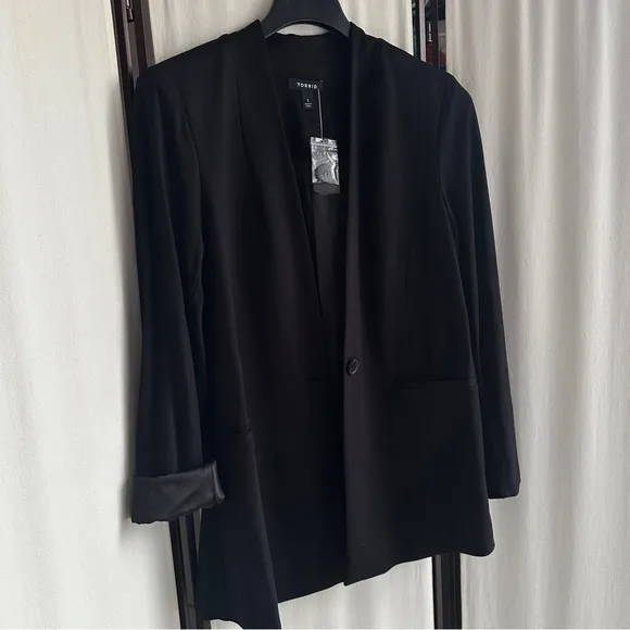 Torrid Long Line Stretchy Ponte Blazer 1X (16W))