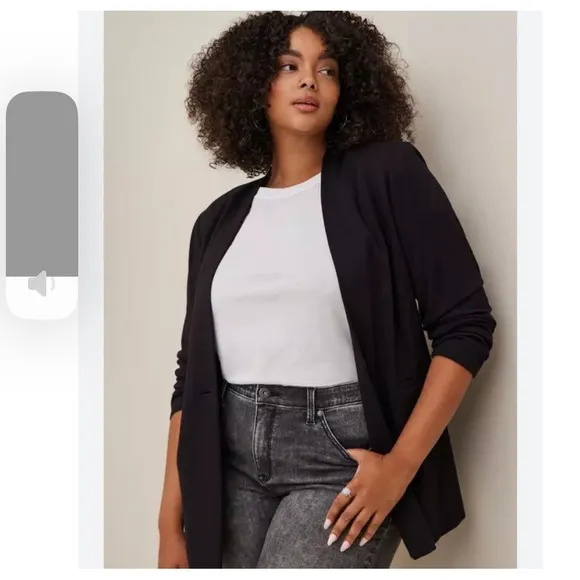 Torrid Long Line Stretchy Ponte Blazer 1X (16W))