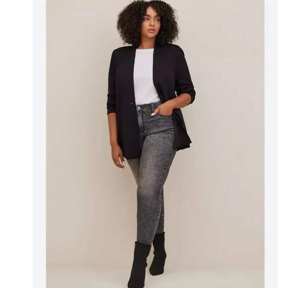 Torrid Long Line Stretchy Ponte Blazer 1X (16W))