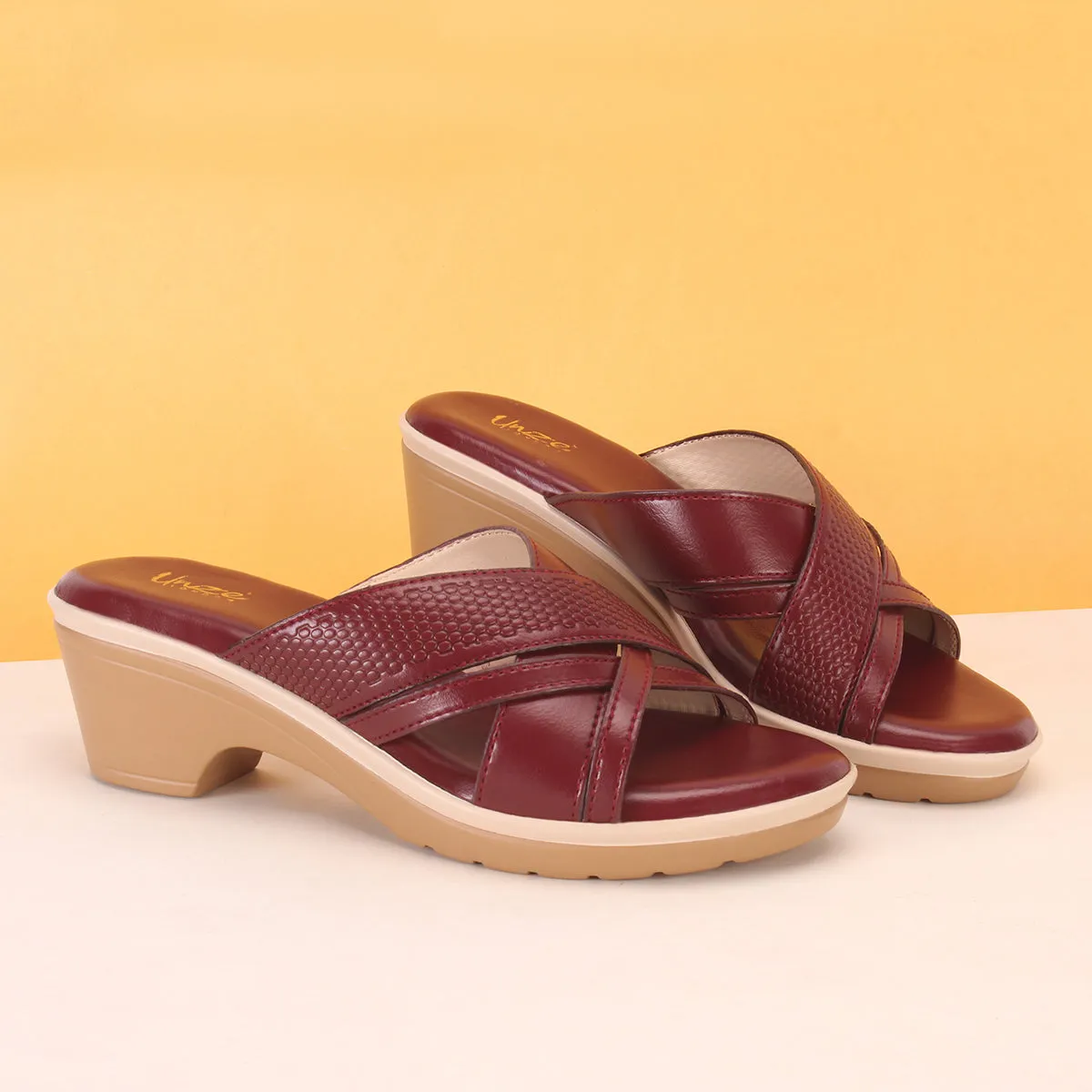 Womens "HERMINIA" Crisscross Strap Comfy Summer Slippers