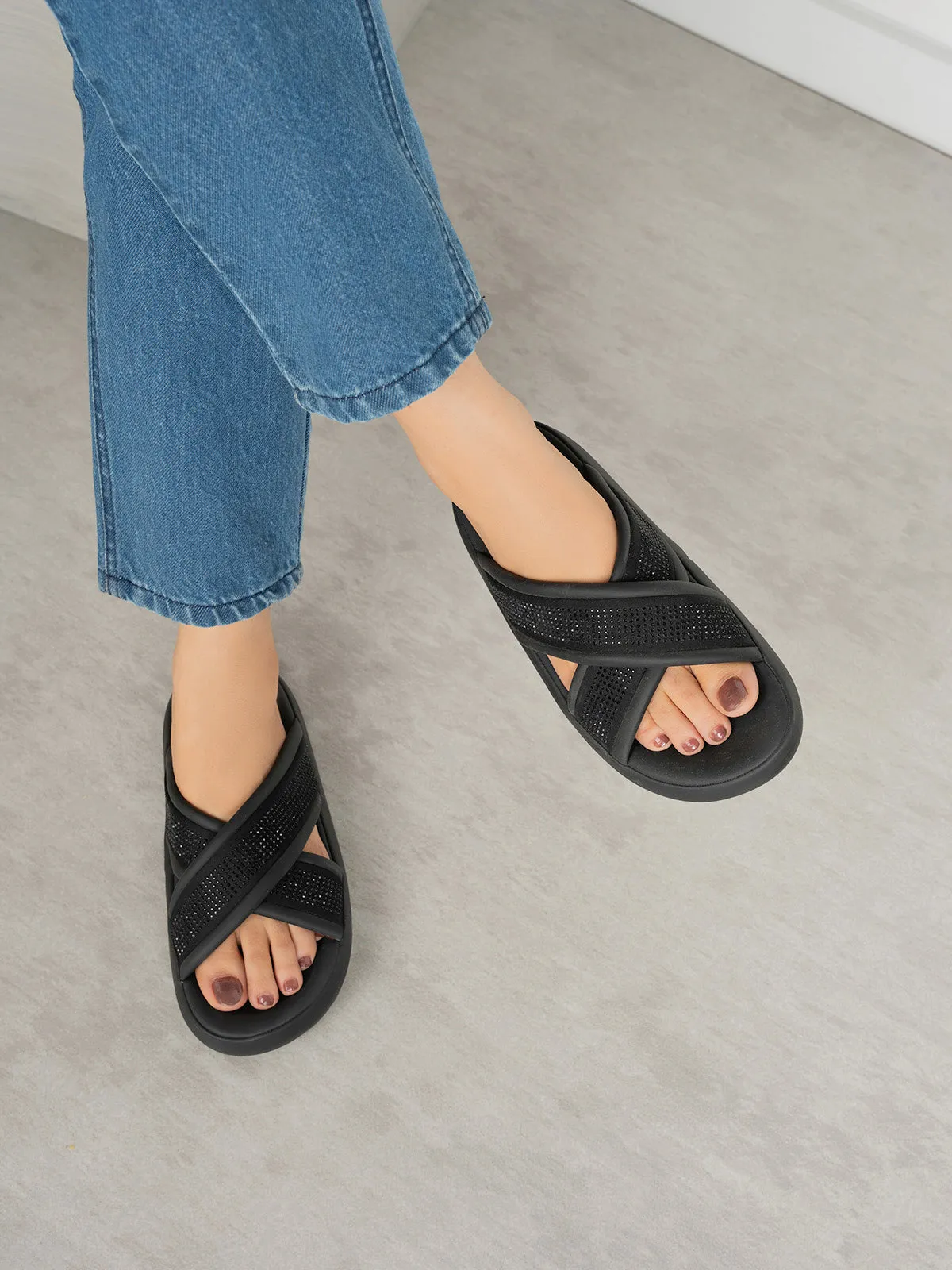 Womens "LUCIO" Crossover Casual Slippers